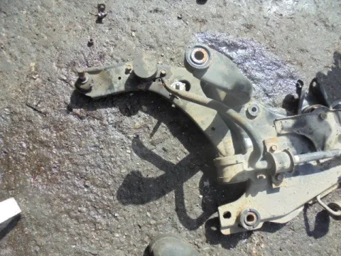 Ψαλίδι Εμπρός Αριστερό για MAZDA 3 (2004 - 2006) (BK) / 1600 Y601 Diesel 109 DI Turbo *ΔΒ* ΠΑΛΕΤΑ *239*