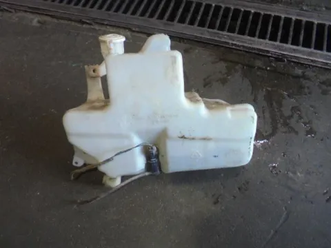 Δοχείο Υαλοκαθαριστήρων Με Μοτέρ για MITSUBISHI L400 (1996 - 2006) (PAOV) Δοχείο Υαλοκαθαριστήρων Με Μοτέρ για MITSUBISHI L400 (1996 - 2006) (PAOV)
