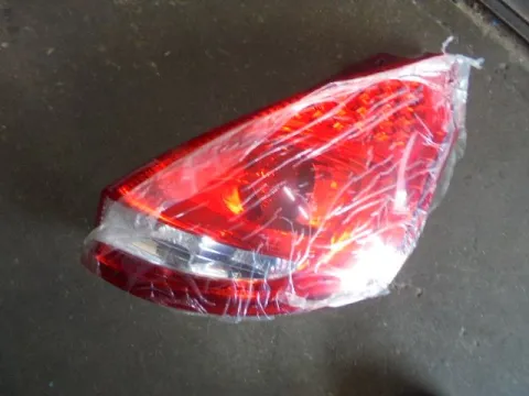 Φανάρι Πίσω Δεξί (Ελαττωματικό) για FORD FIESTA (2008 - 2012) Mk6 (JA8) ΙΜΙΤΑΣΙΟΝ