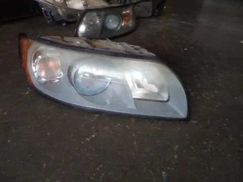 Φανάρι Εμπρός Δεξί (Έξυπνο) για VOLVO S40 (2004 - 2007) (MS) , V50 (2004 - 2007) (MW) Φανάρι Εμπρός Δεξί (Έξυπνο) για VOLVO S40 (2004 - 2007) (MS) , V50 (2004 - 2007) (MW)