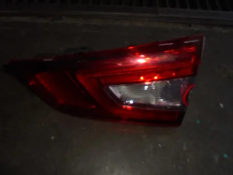 Φανάρι Πίσω Δεξί Καπού (Ελαττωματικό) για NISSAN QASHQAI (2014 - 2017) Φανάρι Πίσω Δεξί Καπού (Ελαττωματικό) για NISSAN QASHQAI (2014 - 2017)