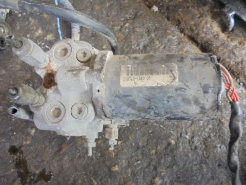 Μονάδα ABS 10.0447-0710.3 για FORD ESCORT (1990 - 1992) MK5 Μονάδα ABS 10.0447-0710.3 για FORD ESCORT (1990 - 1992) MK5
