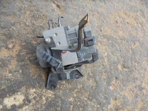 Μονάδα ABS 0273004636 για TOYOTA YARIS (2003 - 2005) (XP10) Μονάδα ABS 0273004636 για TOYOTA YARIS (2003 - 2005) (XP10)