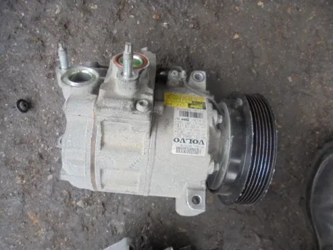 Συμπιεστής A-C (Κομπρέσορας) 31366165 για VOLVO V60 (2011 - 2013) ( ) / 3000 Petrol ( B6304T4 ) 304hp Συμπιεστής A-C (Κομπρέσορας) 31366165 για VOLVO V60 (2011 - 2013) ( ) / 3000 Petrol ( B6304T4 ) 304hp
