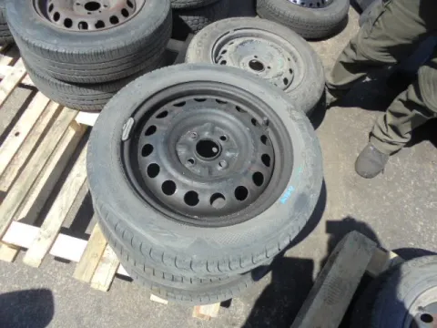 Ζαντολάστιχο 3αδα Kleber 155/65/R14 ** για TOYOTA AYGO (2005 - 2009) (B10) *ΔΒ* Ζαντολάστιχο 3αδα Kleber 155/65/R14 ** για TOYOTA AYGO (2005 - 2009) (B10) *ΔΒ*