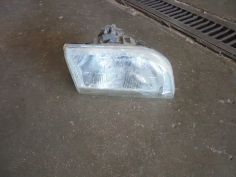 Φανάρι Εμπρός Αριστερό για FORD FIESTA (1990 - 1995) Mk3 (GFJ) Φανάρι Εμπρός Αριστερό για FORD FIESTA (1990 - 1995) Mk3 (GFJ)