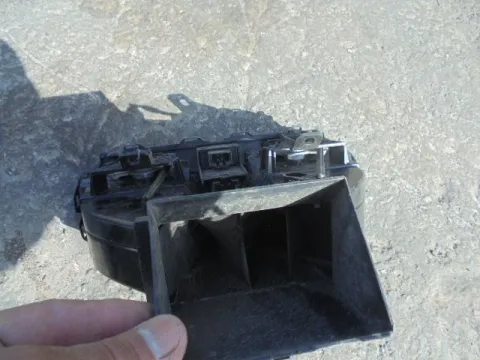 Αεραγωγός Ταμπλό Με Διακόπτη Alarm 1Q0819735C για VW SCIROCCO (2008 - 2014) (137) *Ε* -  Αεραγωγός Ταμπλό Με Διακόπτη Alarm 1Q0819735C για VW SCIROCCO (2008 - 2014) (137) *Ε* -