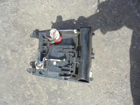 Κονσόλα 1K0857961 για VW GOLF (2004 - 2008) Mk5 (1K1) *Ε* -  Κονσόλα 1K0857961 για VW GOLF (2004 - 2008) Mk5 (1K1) *Ε* -