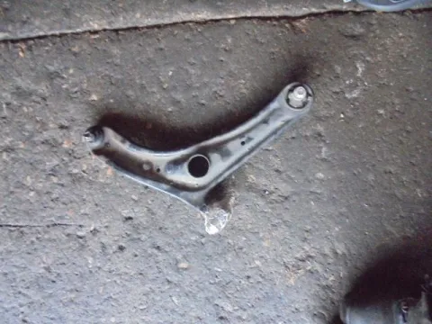 Ψαλίδι Εμπρός Δεξί για TOYOTA YARIS (2003 - 2005) (XP10) ΠΑΛΕΤΑ 1 *223343* Ψαλίδι Εμπρός Δεξί για TOYOTA YARIS (2003 - 2005) (XP10) ΠΑΛΕΤΑ 1 *223343*