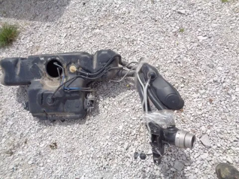 Δεξαμενή Καυσίμου (Ρεζερβουάρ) για VW PASSAT (2011 - 2014) (B7) *Δ* Δεξαμενή Καυσίμου (Ρεζερβουάρ) για VW PASSAT (2011 - 2014) (B7) *Δ*