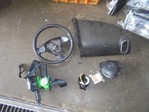 Σετ Αερόσακων Εμπρός (χ.Ταμπλό) (Με Καπάκι) (Ελαττωματική Ζώνη Δεξιά) για OPEL AGILA (2008 - ) *Γ* Σετ Αερόσακων Εμπρός (χ.Ταμπλό) (Με Καπάκι) (Ελαττωματική Ζώνη Δεξιά) για OPEL AGILA (2008 - ) *Γ*