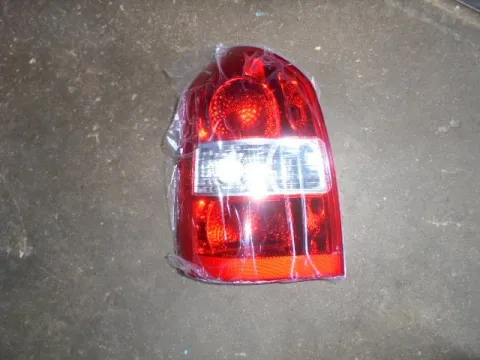 Φανάρι Πίσω Αριστερό (Ελαττωματικό) για HYUNDAI TUCSON (2004 - 2010) (JM) ΙΜΙΤΑΣΙΟΝ Φανάρι Πίσω Αριστερό (Ελαττωματικό) για HYUNDAI TUCSON (2004 - 2010) (JM) ΙΜΙΤΑΣΙΟΝ