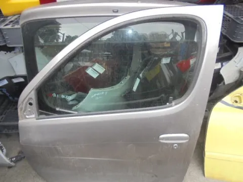 Πόρτα Εμπρός Αριστερή για TOYOTA YARIS VERSO (1999 - 2002) (XP20) *Ε* Πόρτα Εμπρός Αριστερή για TOYOTA YARIS VERSO (1999 - 2002) (XP20) *Ε*