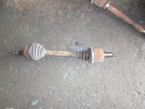 Ημιαξόνιο Εμπρός Αριστερό για CITROEN C4 PICASSO (2007 - 2012) PICASSO (UD) 2000 (10DYVP) Diesel 150 HDi