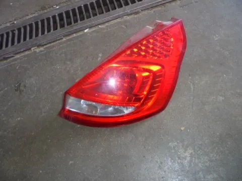 Φανάρι Πίσω Δεξί (Ελαττωματικό) για FORD FIESTA (2008 - 2012) Mk6 (JA8)
