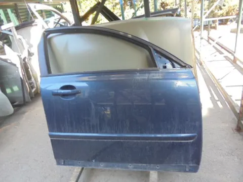 Πόρτα Εμπρός Δεξιά για VOLVO V50 (2004 - 2007) (MW) Πόρτα Εμπρός Δεξιά για VOLVO V50 (2004 - 2007) (MW)