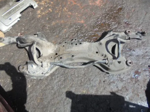 Γέφυρα Εμπρός Οριζόντια για TOYOTA AVENSIS (2003 - 2006) (T250) 1800 1ZZ-FE petrol 129 VVT-i *ΔΒ* Γέφυρα Εμπρός Οριζόντια για TOYOTA AVENSIS (2003 - 2006) (T250) 1800 1ZZ-FE petrol 129 VVT-i *ΔΒ*