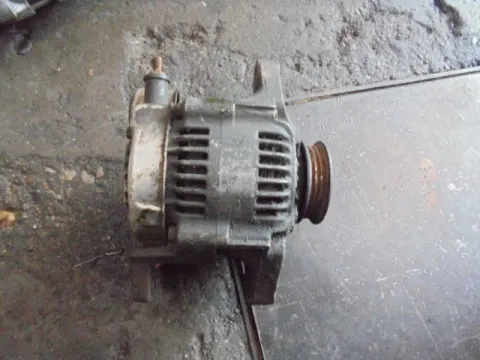 Δυναμό - Εναλλάκτης για SUZUKI SWIFT (1992 - 1996) (SF) Δυναμό - Εναλλάκτης για SUZUKI SWIFT (1992 - 1996) (SF)