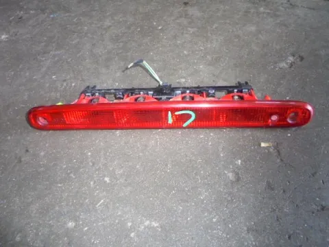 Φανάρι Πίσω Μεσαίο Στοπ για CITROEN C1 (2005 - 2008) (P) , (2009 - 2012) (P) Φανάρι Πίσω Μεσαίο Στοπ για CITROEN C1 (2005 - 2008) (P) , (2009 - 2012) (P)