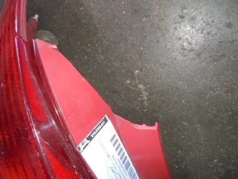 Φανάρι Πίσω Αριστερό (Ελαττωματικό) για SUZUKI SWIFT (2006 - 2008) (RS) -  Φανάρι Πίσω Αριστερό (Ελαττωματικό) για SUZUKI SWIFT (2006 - 2008) (RS) -
