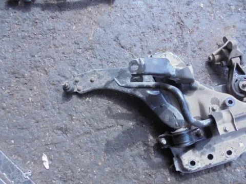 Ψαλίδι Εμπρός Αριστερό για FORD FOCUS (2002 - 2004) Mk1b / 1600 (FYD_) Petrol 100 16V *ΔΒ* ΠΑΛΕΤΑ *239* Ψαλίδι Εμπρός Αριστερό για FORD FOCUS (2002 - 2004) Mk1b / 1600 (FYD_) Petrol 100 16V *ΔΒ* ΠΑΛΕΤΑ *239*