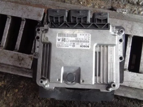 Εγκέφαλος Κινητήρα 9666934280 για PEUGEOT 308 (2012 - 2014) ( ) ΤΕΛΑΡΟ 7*244762 Εγκέφαλος Κινητήρα 9666934280 για PEUGEOT 308 (2012 - 2014) ( ) ΤΕΛΑΡΟ 7*244762