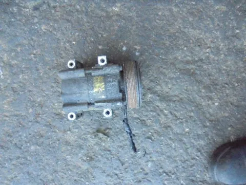 Συμπιεστής A-C (Κομπρέσορας) για FORD MAVERICK (2001 - 2005) / 2000 Συμπιεστής A-C (Κομπρέσορας) για FORD MAVERICK (2001 - 2005) / 2000