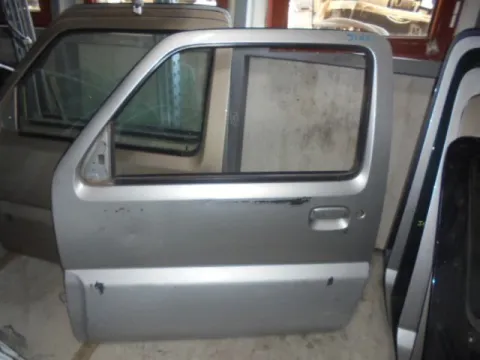Πόρτα Αριστερή Δίπορτη για SUZUKI JIMNY (2005 - 2013) (SN) Πόρτα Αριστερή Δίπορτη για SUZUKI JIMNY (2005 - 2013) (SN)