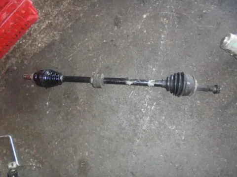 Ημιαξόνιο Εμπρός Δεξί για TOYOTA YARIS (2012 - 2014) ( )