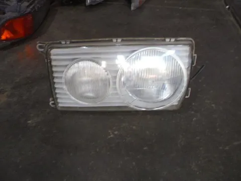 Φανάρι Εμπρός Αριστερό για MERCEDES E - CLASS (1976 - 1982) (W123)