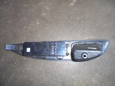 Διακόπτης Παραθύρων Κεντρικός Αριστερής 4πλος 12pin για NISSAN PRIMERA (2002 - 2007) (P12) - 