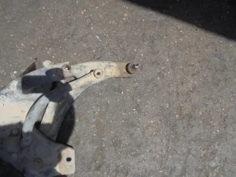Ψαλίδι Εμπρός Δεξί για MITSUBISHI COLT (2005 - 2008 ) (CZ) 1500 (OM639) Diesel 95 DI-D *ΔΒ* ΠΑΛΕΤΑ *232* Ψαλίδι Εμπρός Δεξί για MITSUBISHI COLT (2005 - 2008 ) (CZ) 1500 (OM639) Diesel 95 DI-D *ΔΒ* ΠΑΛΕΤΑ *232*