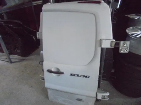 Πόρτα Πίσω Δεξιά Δίφυλλη Χ.Τζάμι για FIAT SCUDO (2007 - ) *Γ* Πόρτα Πίσω Δεξιά Δίφυλλη Χ.Τζάμι για FIAT SCUDO (2007 - ) *Γ*