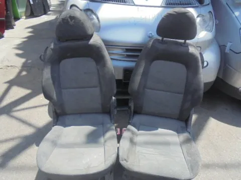 Καθίσματα Σετ Εμπρός Με Αερόσακους για MITSUBISHI COLT (2005 - 2008 ) (CZ) *ΔΒ* Καθίσματα Σετ Εμπρός Με Αερόσακους για MITSUBISHI COLT (2005 - 2008 ) (CZ) *ΔΒ*