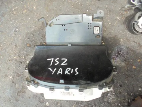 Κοντέρ 83800-52120 για TOYOTA YARIS (1999 - 2002) (XP10) Κοντέρ 83800-52120 για TOYOTA YARIS (1999 - 2002) (XP10)