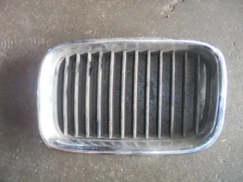 Μάσκα Αριστερή για BMW 3 Series (1990 - 1995) (E36) Μάσκα Αριστερή για BMW 3 Series (1990 - 1995) (E36)