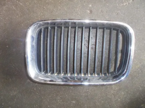 Μάσκα Αριστερή για BMW 3 Series (1990 - 1995) (E36) Μάσκα Αριστερή για BMW 3 Series (1990 - 1995) (E36)