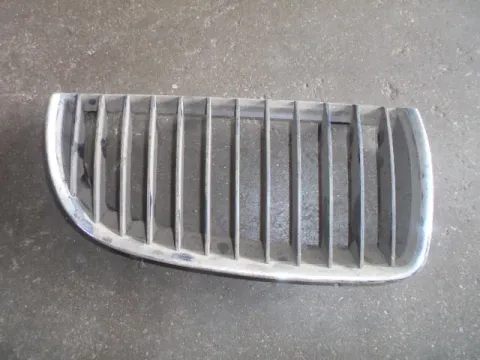 Μάσκα Δεξιά για BMW 3 Series (2005 - 2008) (E90-1-2-3) (E90) Sedan - 4dr Μάσκα Δεξιά για BMW 3 Series (2005 - 2008) (E90-1-2-3) (E90) Sedan - 4dr