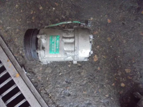 Συμπιεστής A-C (Κομπρέσορας) για AUDI A3 (2000 - 2003) (8L) / 1800 Συμπιεστής A-C (Κομπρέσορας) για AUDI A3 (2000 - 2003) (8L) / 1800