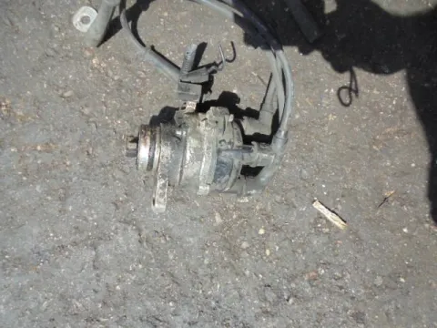 Ντιστριμπιτέρ (1 Φύσα Με 4 Καλώδια) για MAZDA 323 (1995 - 1998) (BA) Ντιστριμπιτέρ (1 Φύσα Με 4 Καλώδια) για MAZDA 323 (1995 - 1998) (BA)