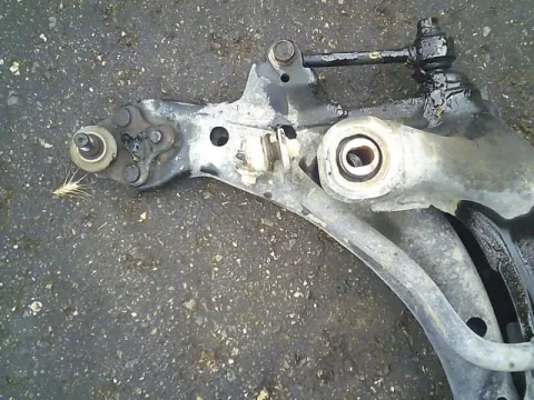 Ψαλίδι Εμπρός Αριστερό για TOYOTA AVENSIS (1997 - 2000) (T220) Sedan - 4dr 1600 (4A-FE) petrol 110 (AT220) *ΔΒ*  ΠΑΛΕΤΑ *122* Ψαλίδι Εμπρός Αριστερό για TOYOTA AVENSIS (1997 - 2000) (T220) Sedan - 4dr 1600 (4A-FE) petrol 110 (AT220) *ΔΒ*  ΠΑΛΕΤΑ *122*
