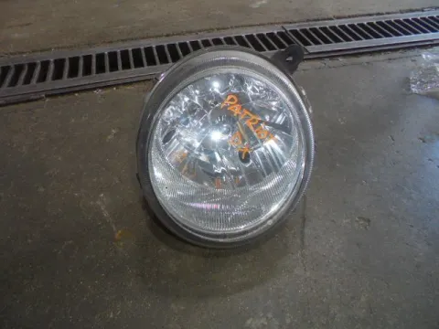 Φανάρι Εμπρός Αριστερό για JEEP PATRIOT (2007 - 2012) (MK74) Φανάρι Εμπρός Αριστερό για JEEP PATRIOT (2007 - 2012) (MK74)