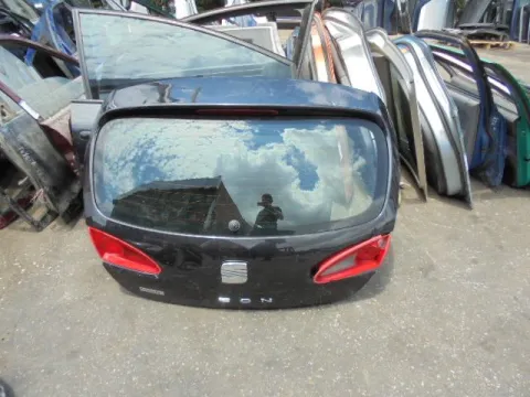 Πορτ-Μπαγκάζ για SEAT LEON (2005 - 2009) (1P) Πορτ-Μπαγκάζ για SEAT LEON (2005 - 2009) (1P)