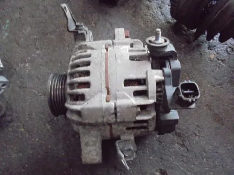 Δυναμό - Εναλλάκτης για TOYOTA YARIS (2006 - 2009) (KL9) / 1000 1KR-FE petrol 69 KSP90 Δυναμό - Εναλλάκτης για TOYOTA YARIS (2006 - 2009) (KL9) / 1000 1KR-FE petrol 69 KSP90