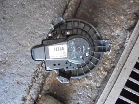 Μοτέρ Καλοριφέρ AB272700-8103 για TOYOTA AVENSIS (2009 - 2012) (T270) Μοτέρ Καλοριφέρ AB272700-8103 για TOYOTA AVENSIS (2009 - 2012) (T270)
