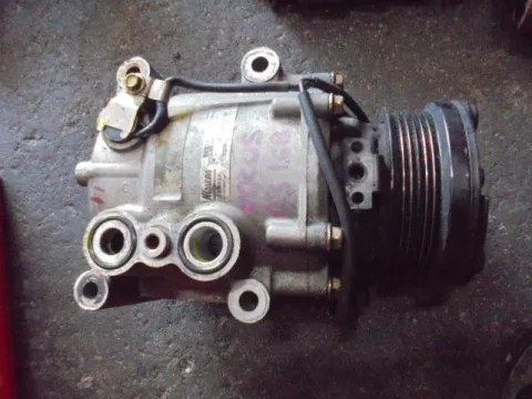 Συμπιεστής A-C (Κομπρέσορας) για FORD FOCUS (2002 - 2004) Mk1b Συμπιεστής A-C (Κομπρέσορας) για FORD FOCUS (2002 - 2004) Mk1b