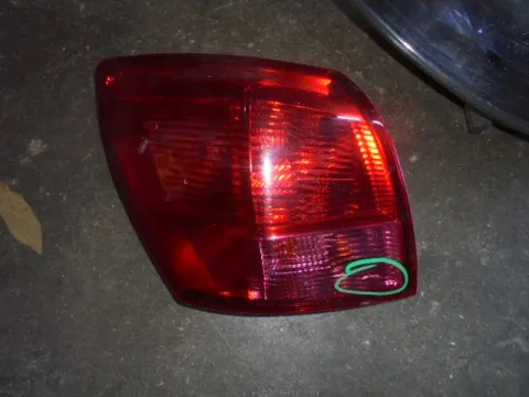 Φανάρι Πίσω Αριστερό (Ραγισμένο) για NISSAN QASHQAI (2007 - 2010) (J10) (JJ10) Φανάρι Πίσω Αριστερό (Ραγισμένο) για NISSAN QASHQAI (2007 - 2010) (J10) (JJ10)