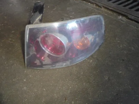 Φανάρι Πίσω Δεξί (Ελαττωματικό) για SEAT IBIZA (2006 - 2008) (6LZ) Φανάρι Πίσω Δεξί (Ελαττωματικό) για SEAT IBIZA (2006 - 2008) (6LZ)