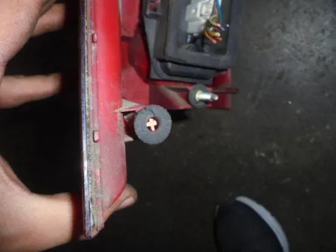 Φανάρι Πίσω Δεξί (Ελαττωματικό) για PEUGEOT 307 (2001 - 2005) (3A) (3C) S-Wagon - 5dr (VF33HNFUBB) - 