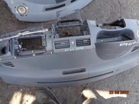 Ταμπλό για SUZUKI SWIFT (2006 - 2008) (RS) *ΔΒ* Ταμπλό για SUZUKI SWIFT (2006 - 2008) (RS) *ΔΒ*
